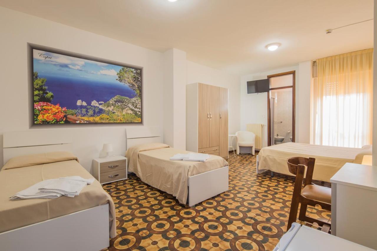 בטיפאליה Hotel Rosy מראה חיצוני תמונה