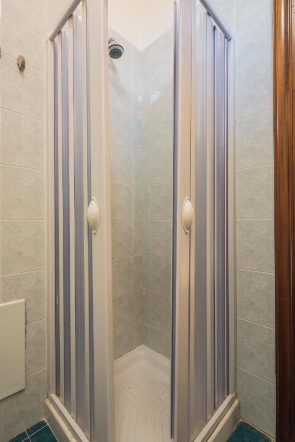 בטיפאליה Hotel Rosy מראה חיצוני תמונה